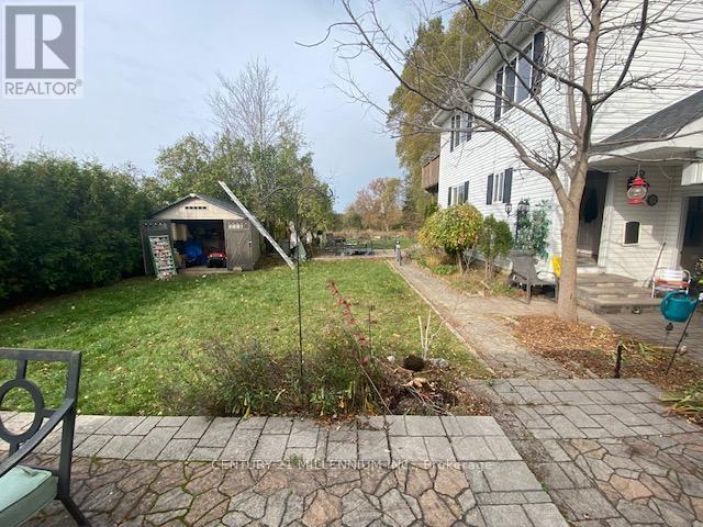29 FINDLAY DR