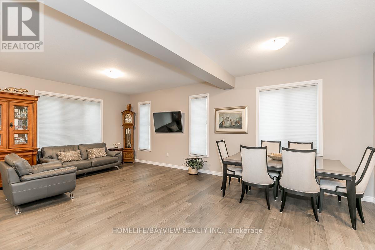 1051 WRIGHT DR
