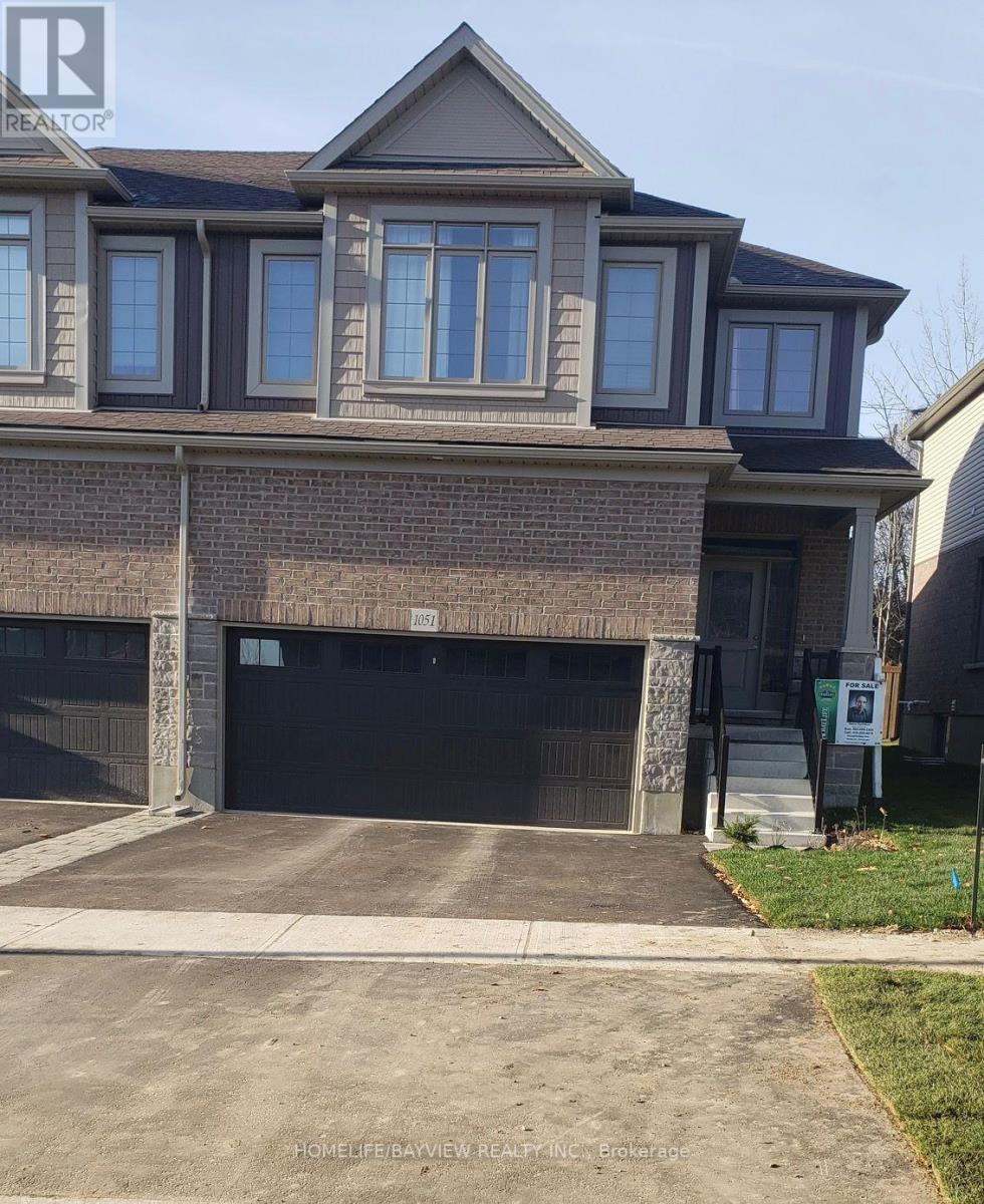 1051 WRIGHT DR