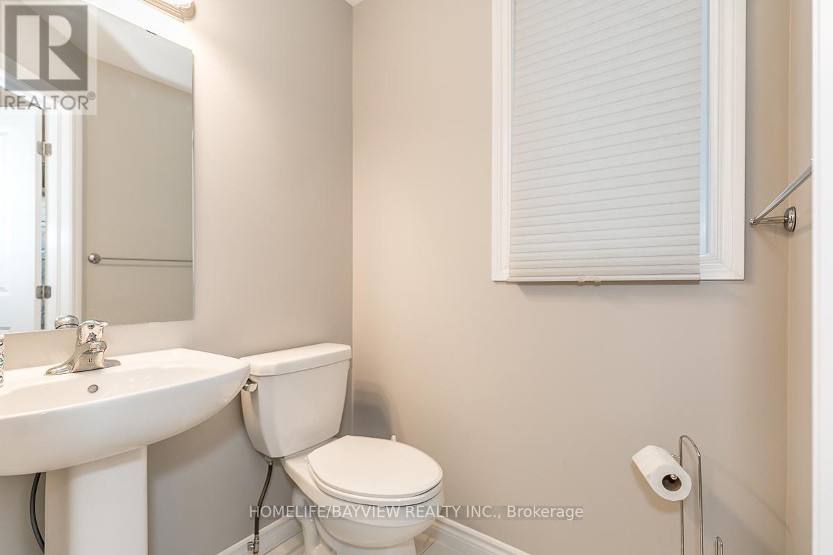1051 WRIGHT DR