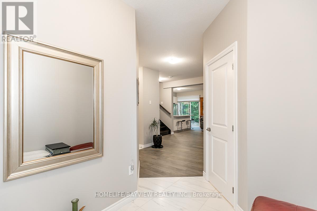 1051 WRIGHT DR