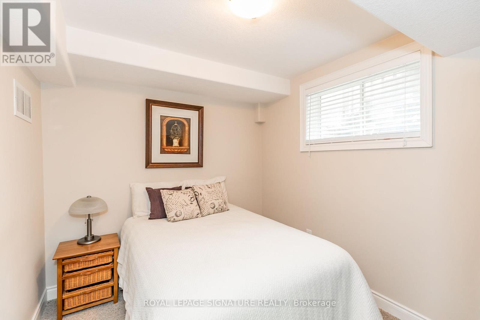 1904 ELANA DR