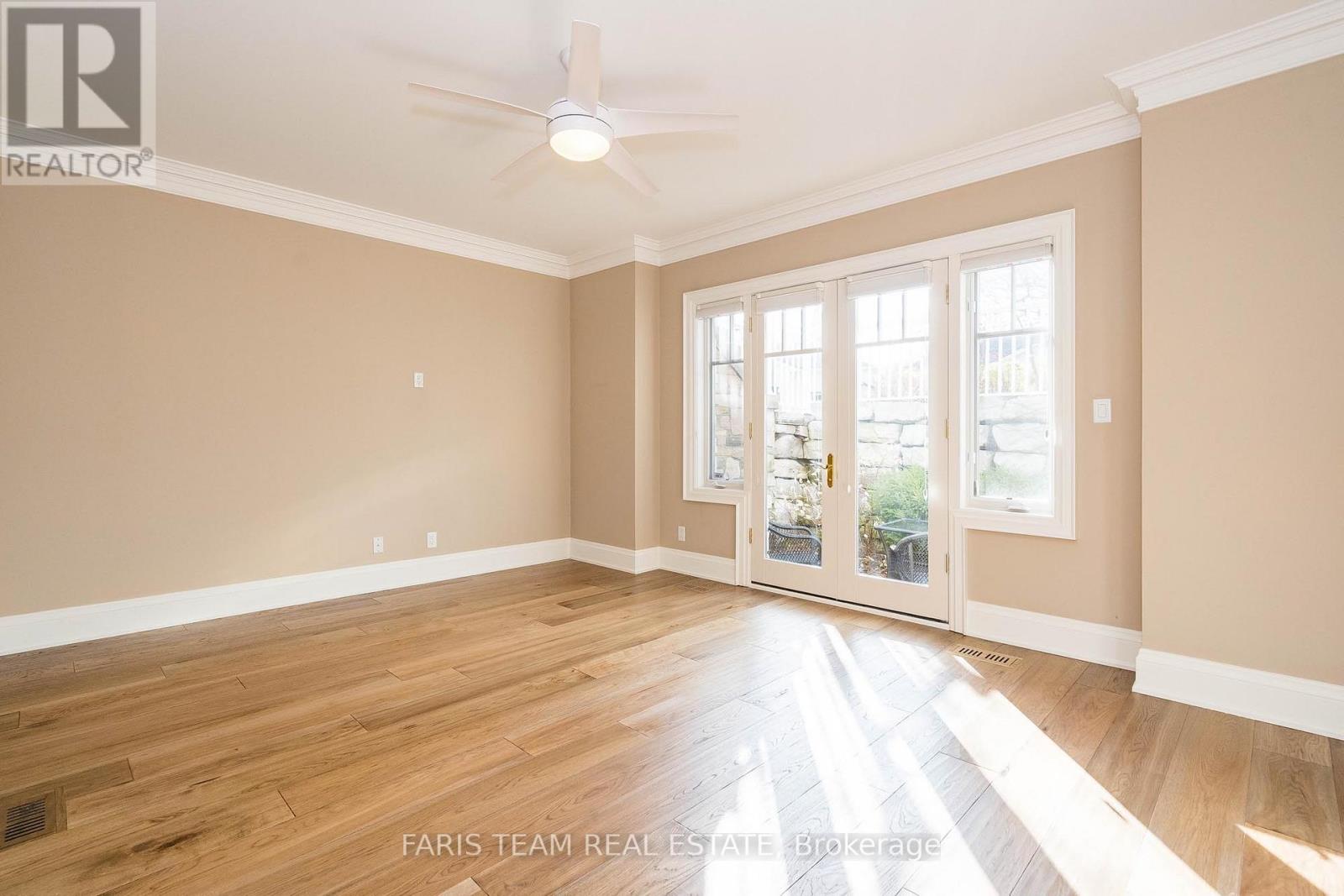 #705 -40 TROTT BLVD, #705