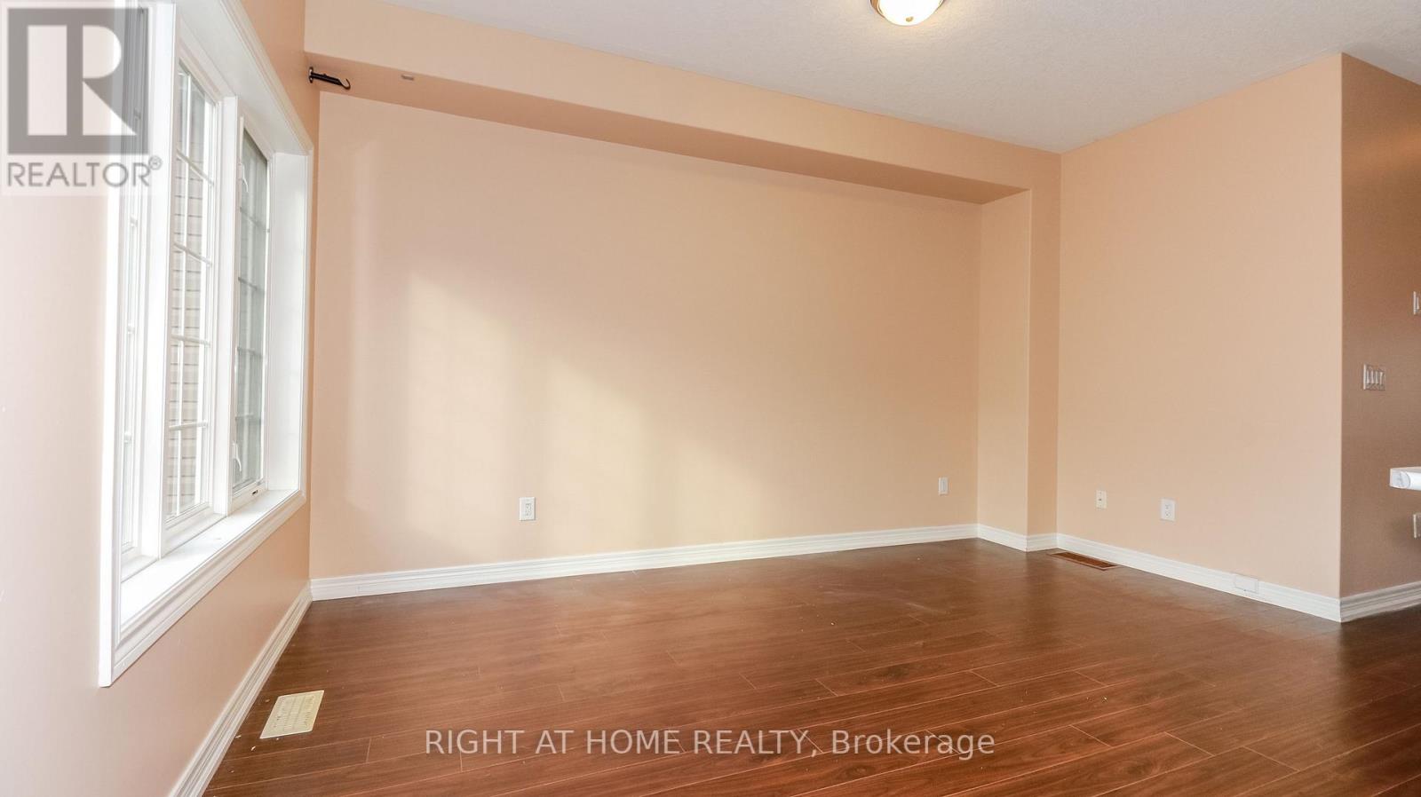 80 ISABELLA DR