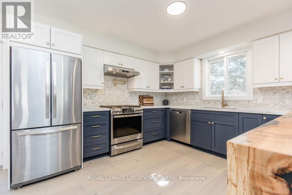 127 WASAGA SANDS DR