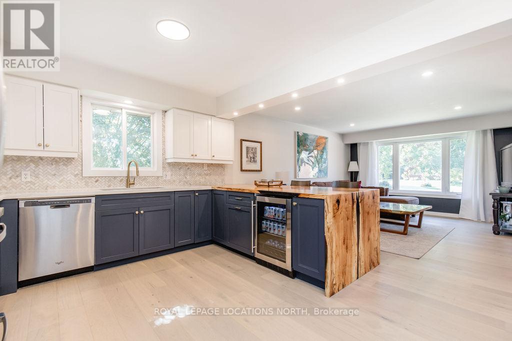 127 WASAGA SANDS DR