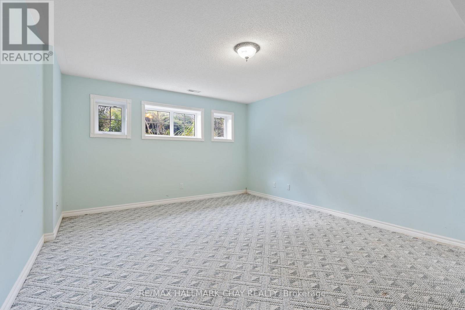 3 ANDREW CRT