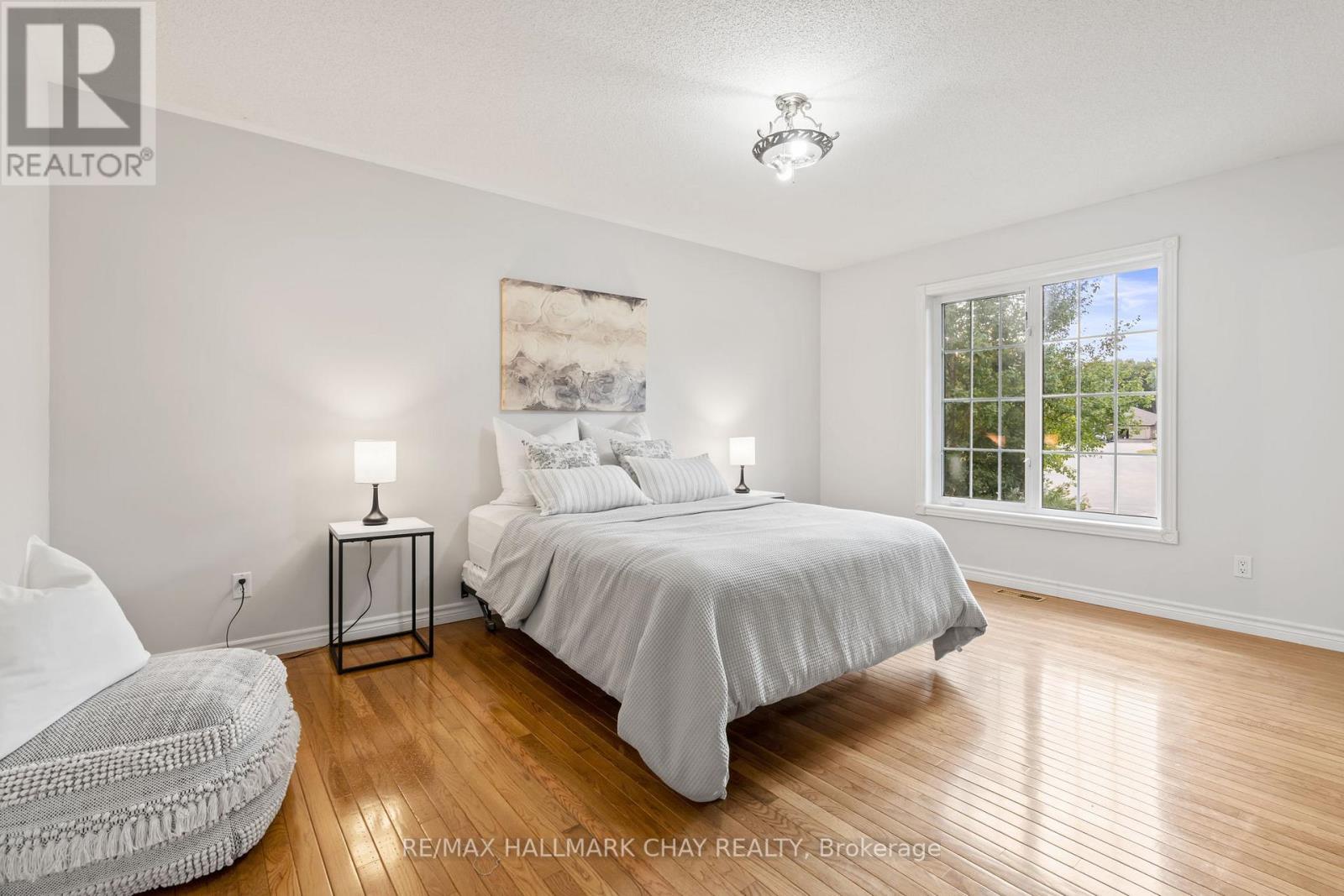 3 ANDREW CRT