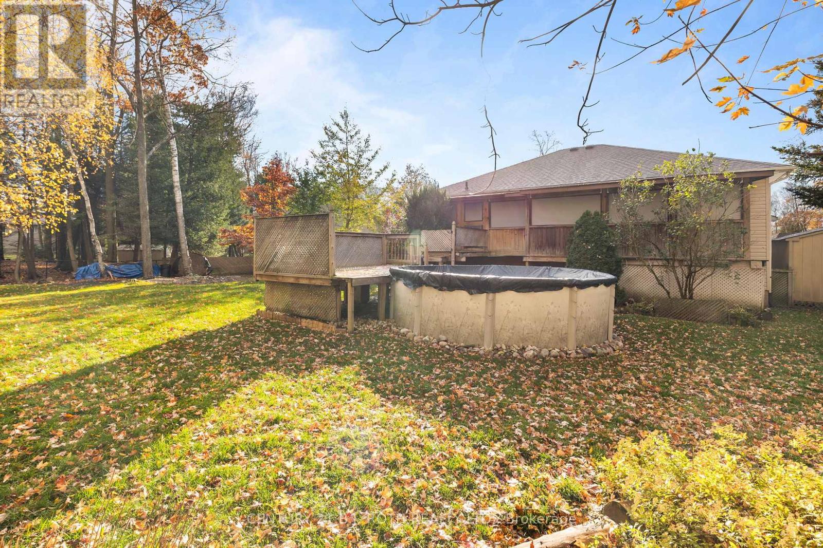 9 KENWELL CRT
