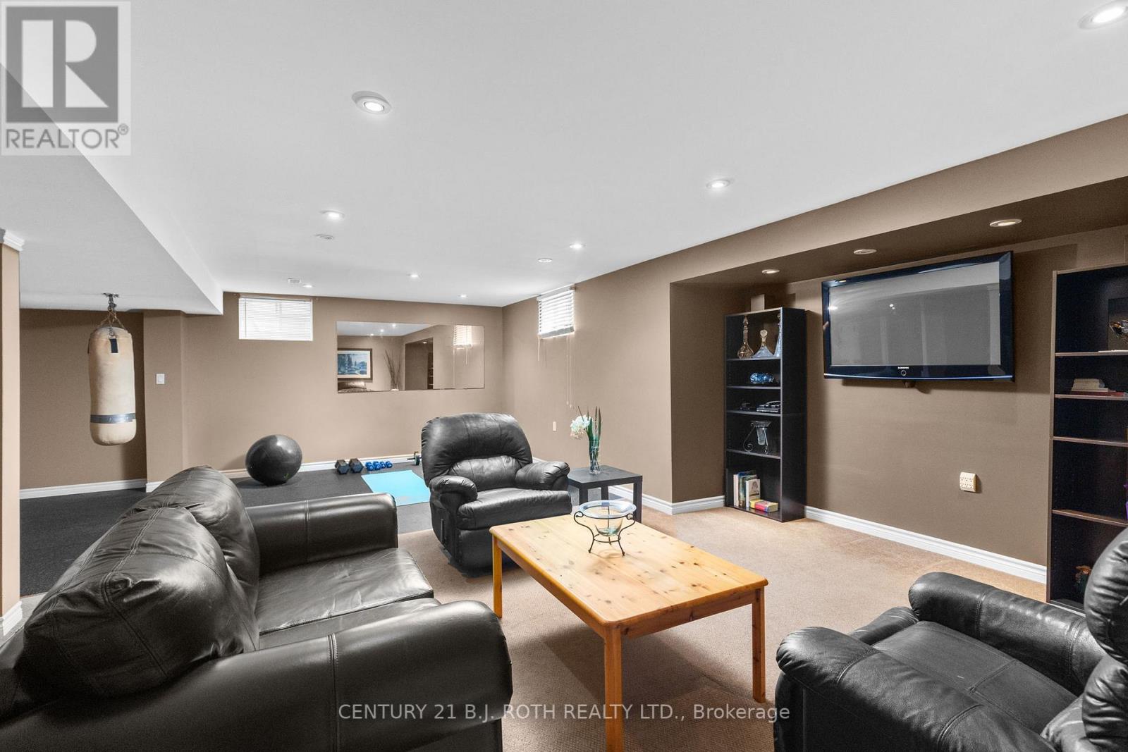 54 PRINCE WILLIAM WAY
