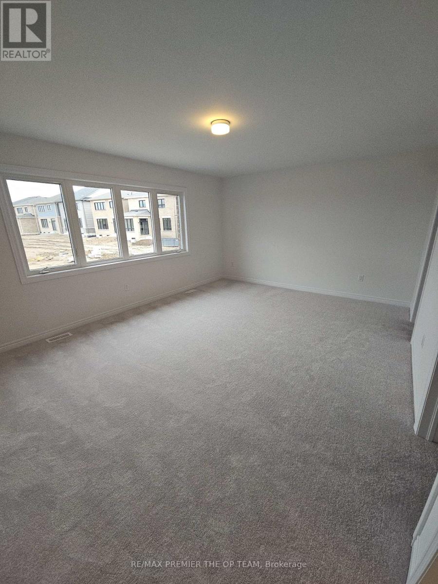 5 ABBEY CRES