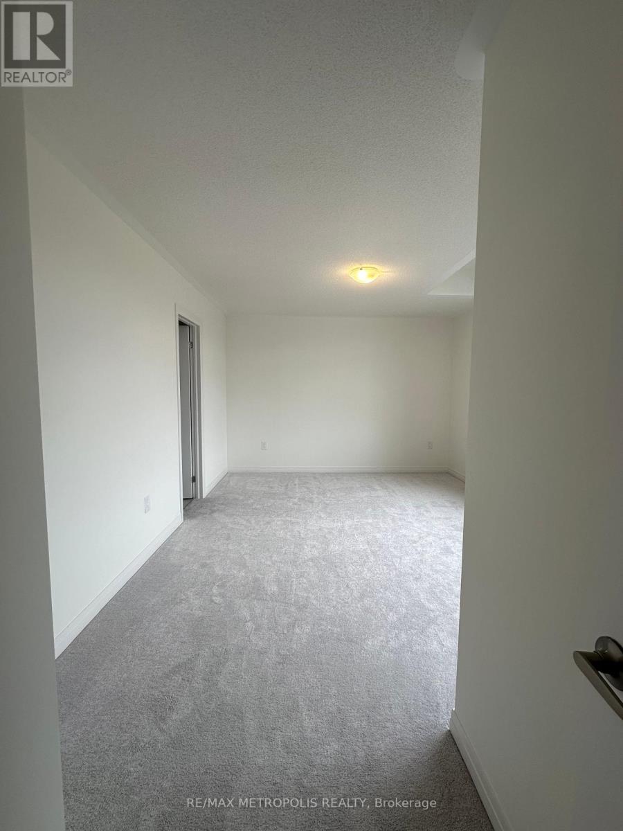#MAIN -34 COPPERHILL HTS, #Main