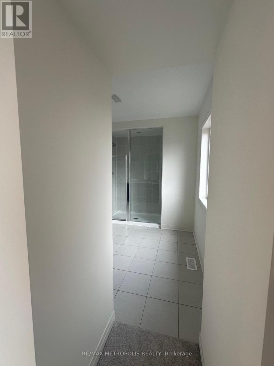 #MAIN -34 COPPERHILL HTS, #Main