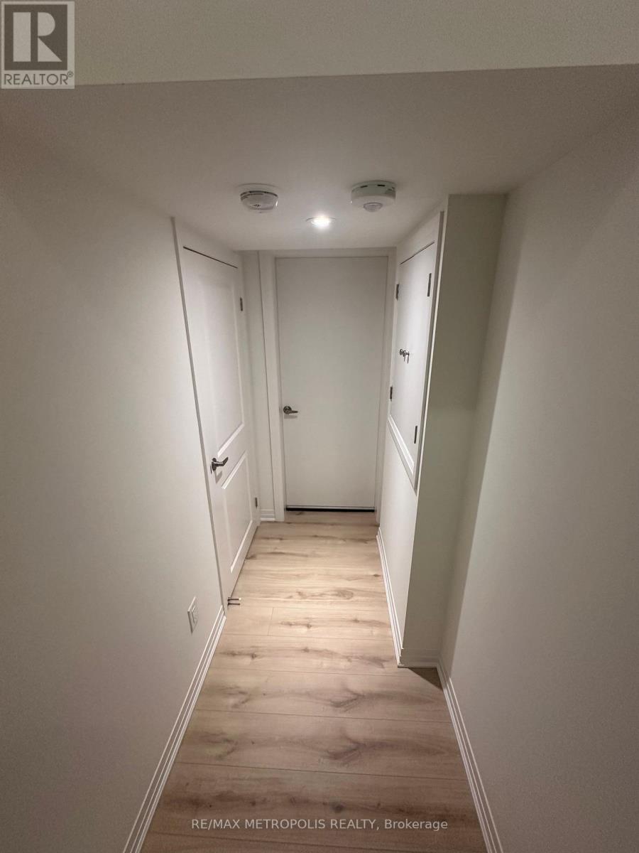 #MAIN -34 COPPERHILL HTS, #Main