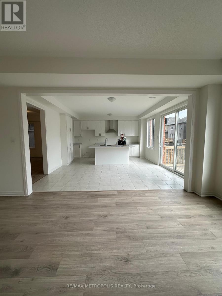 #MAIN -34 COPPERHILL HTS, #Main