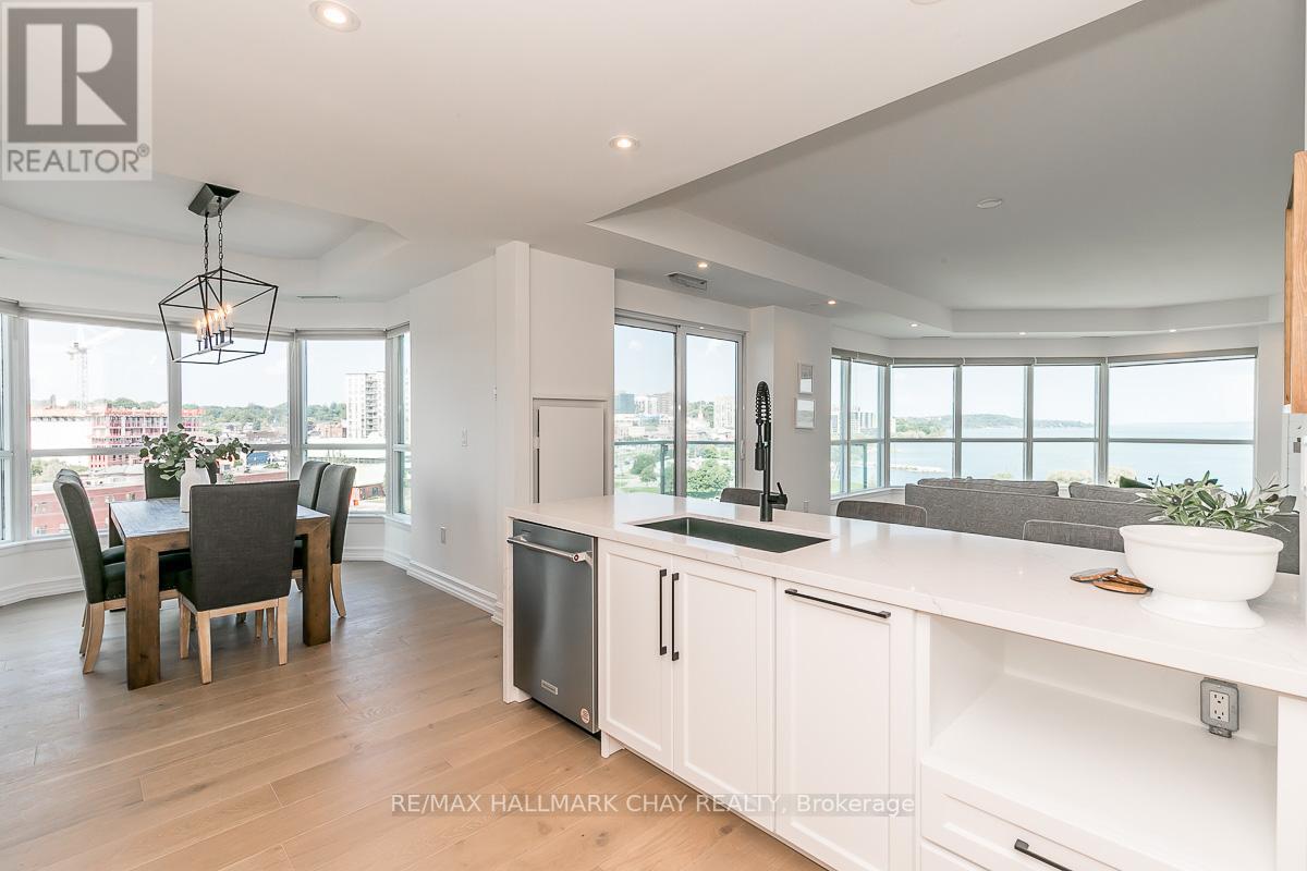 #801 -6 TORONTO ST, #801