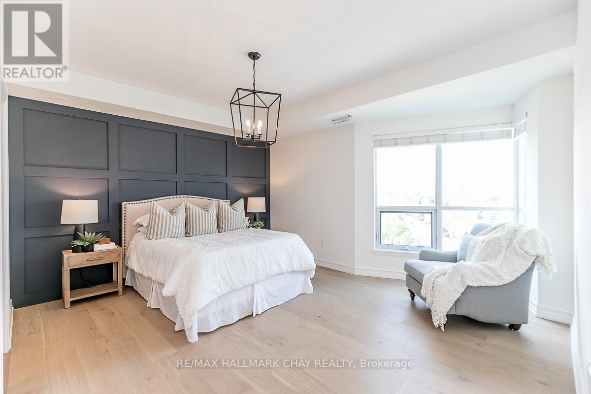 #801 -6 TORONTO ST, #801