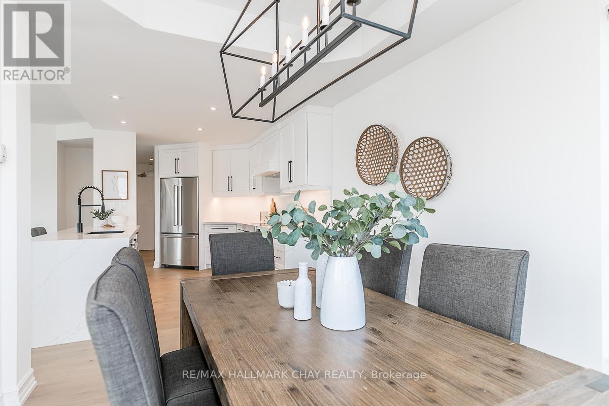 #801 -6 TORONTO ST, #801