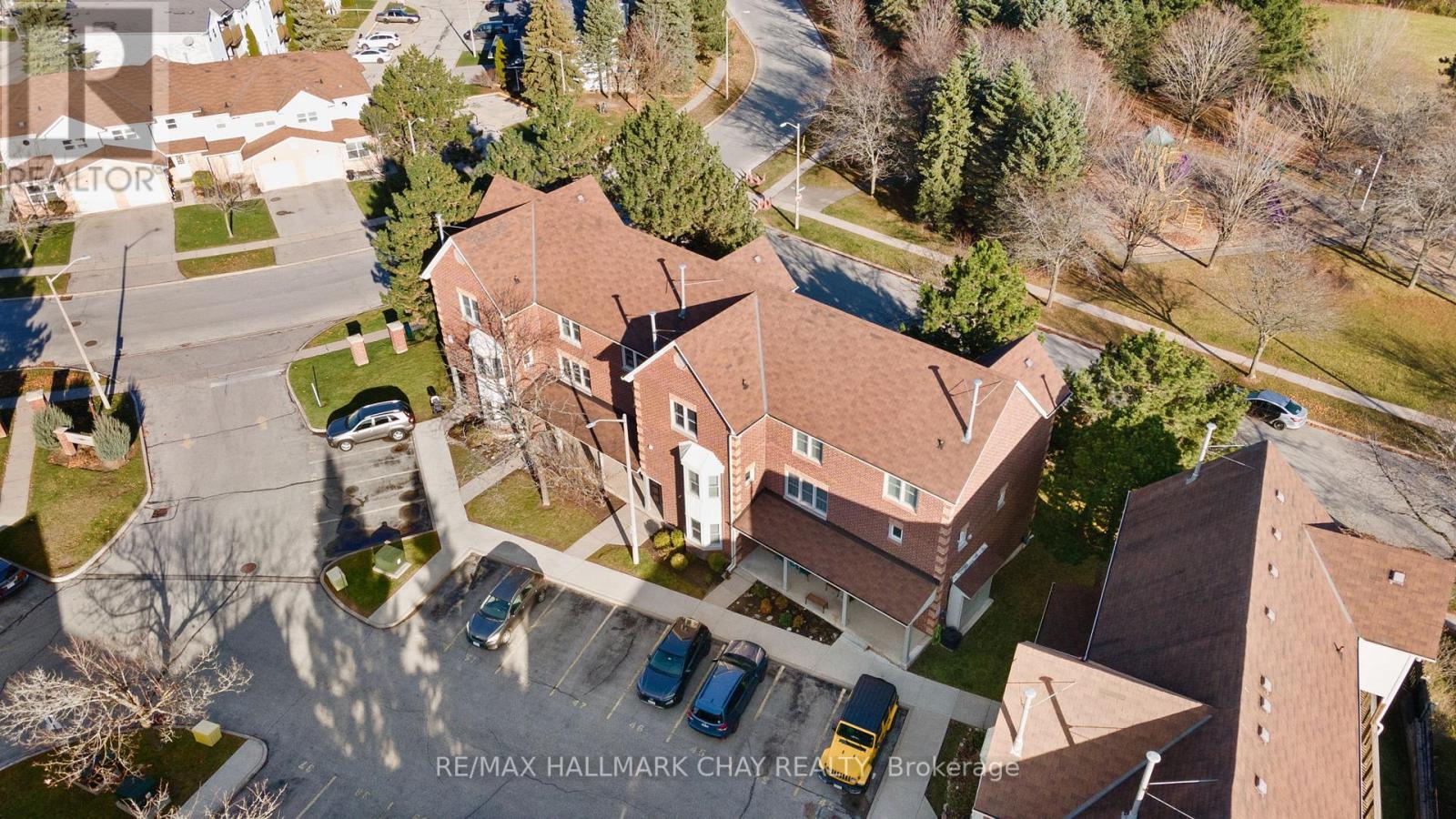 #52 -119 D'AMBROSIO DR, #52