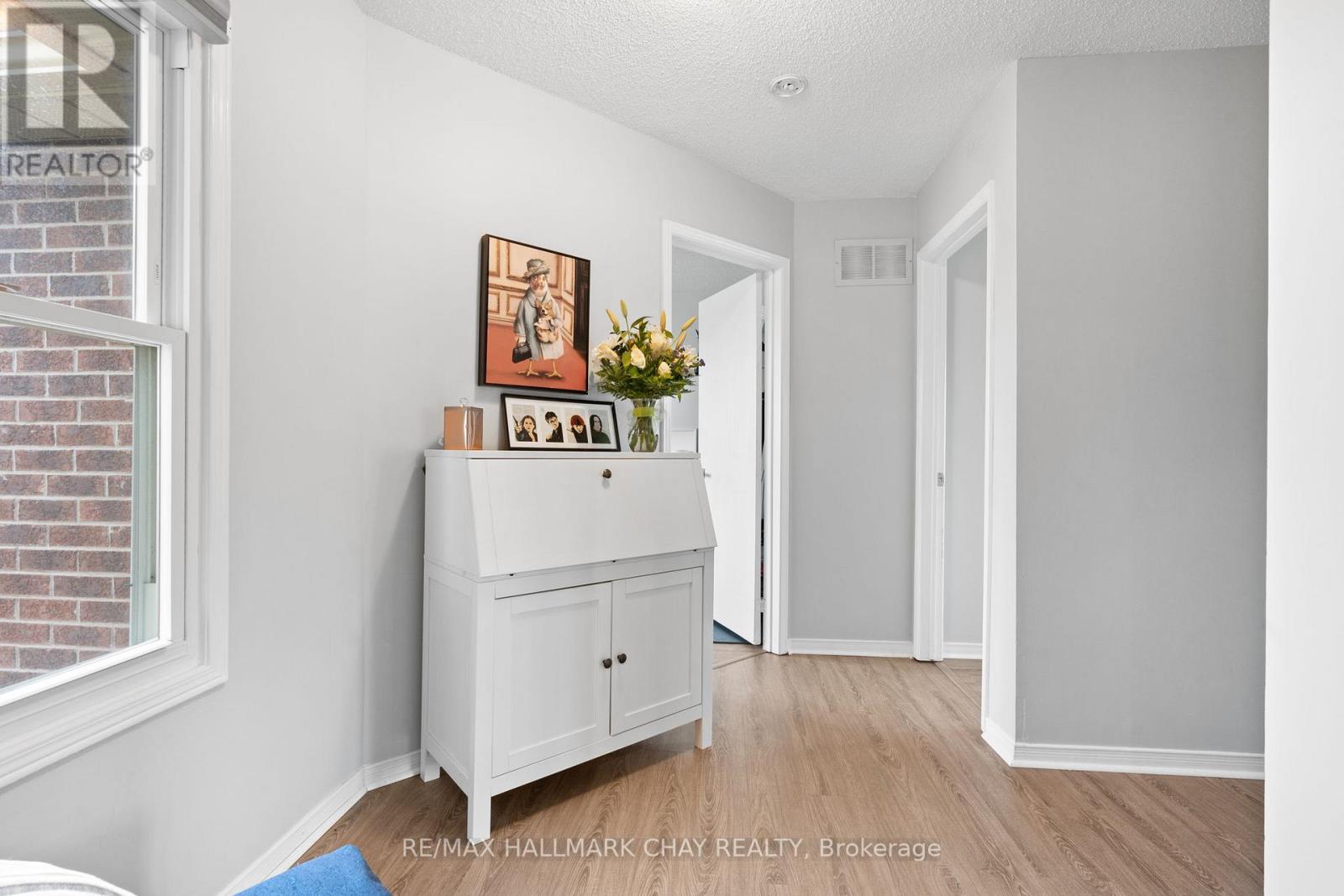 #52 -119 D'AMBROSIO DR, #52