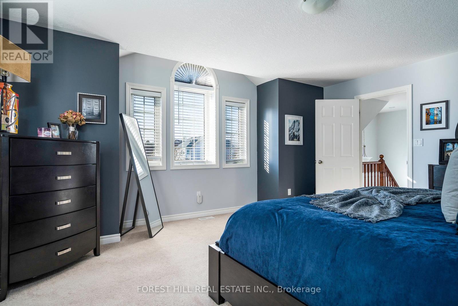 37 ALYSSA DR