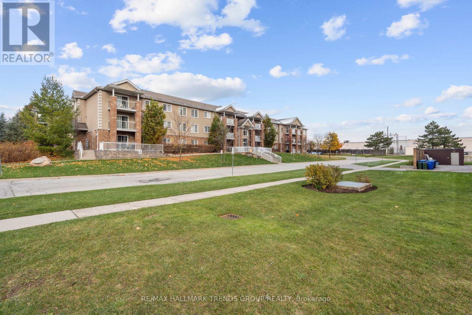 #16 -43 COULTER ST, #16