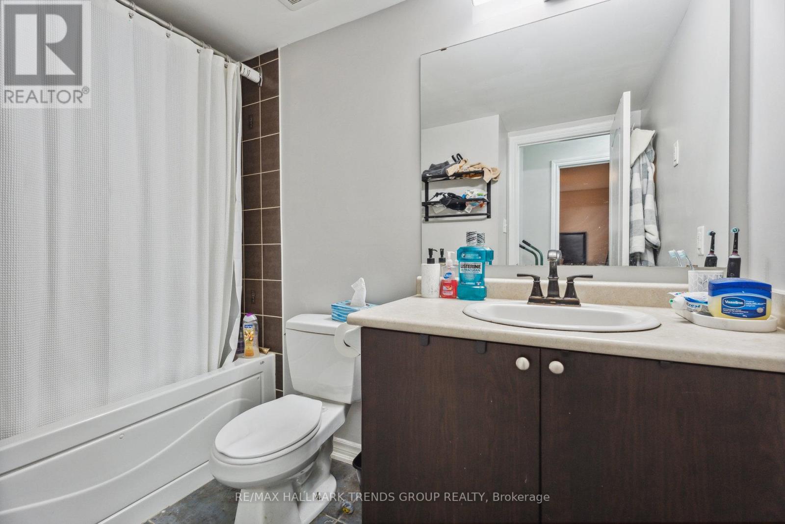 #16 -43 COULTER ST, #16