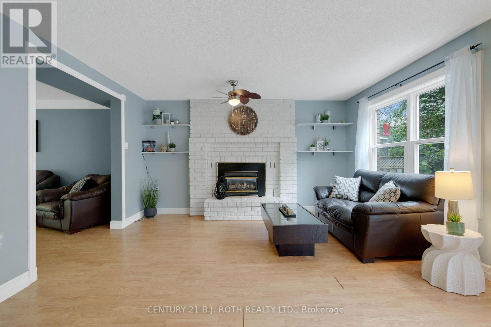 47 IRWIN DR