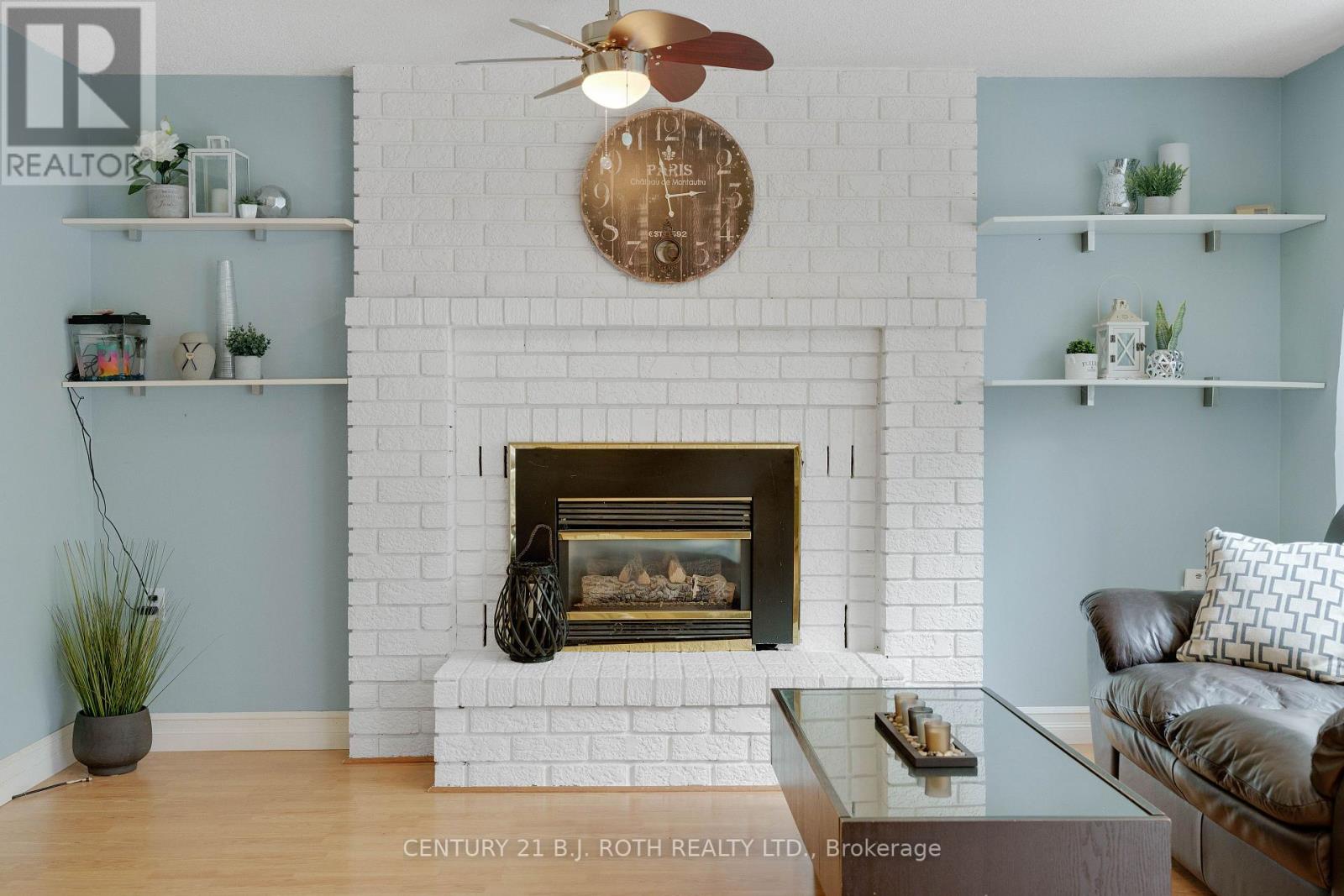 47 IRWIN DR