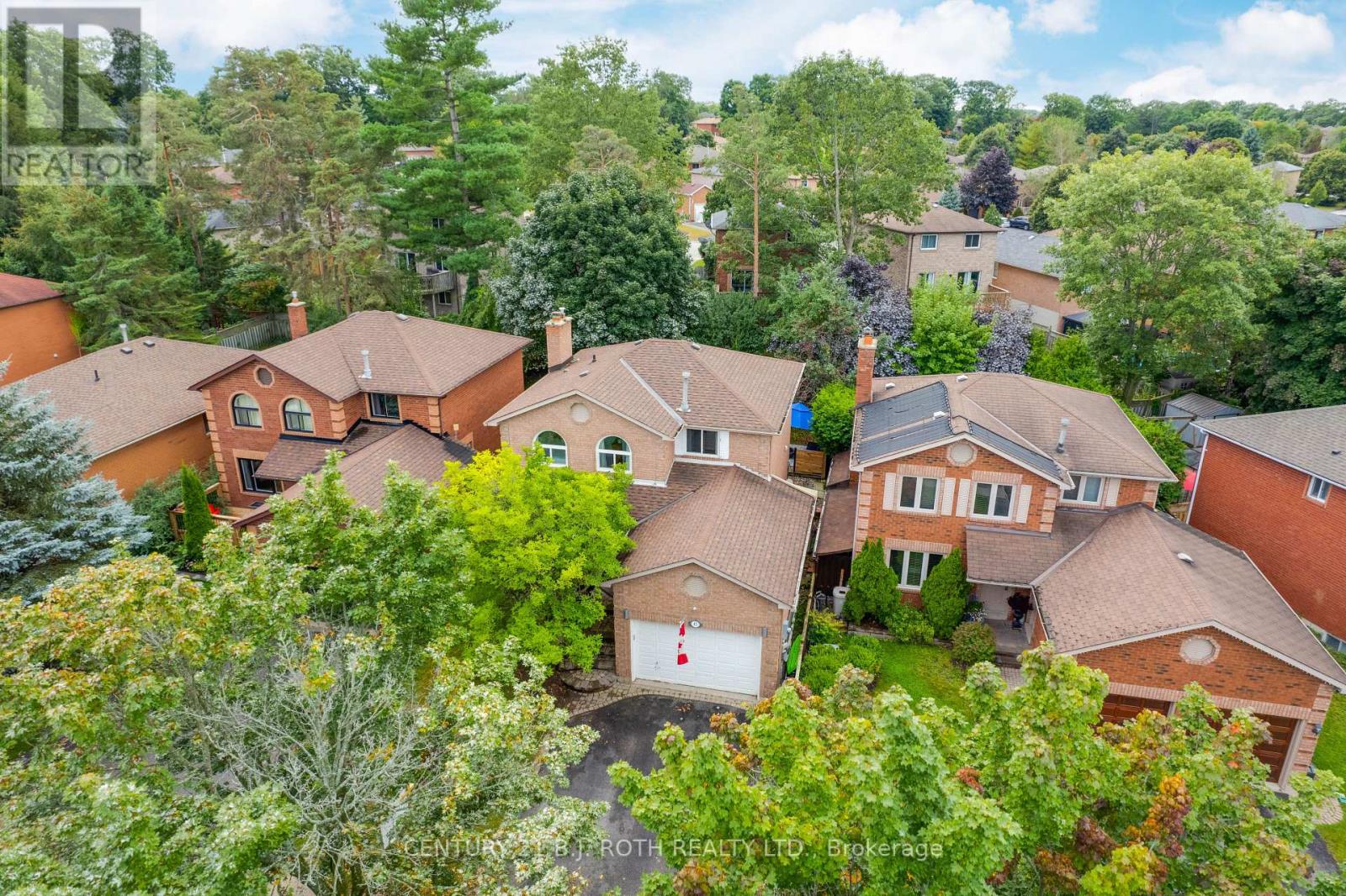 47 IRWIN DR