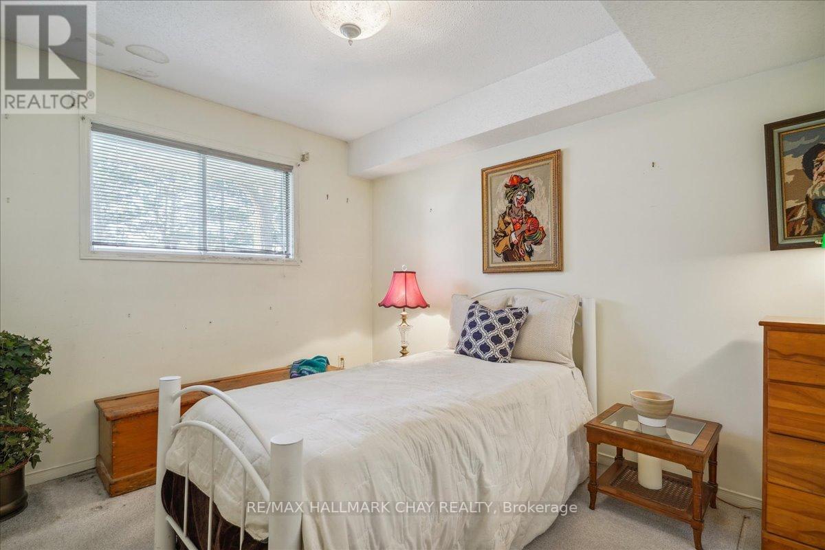 #110 -120 BELL FARM RD