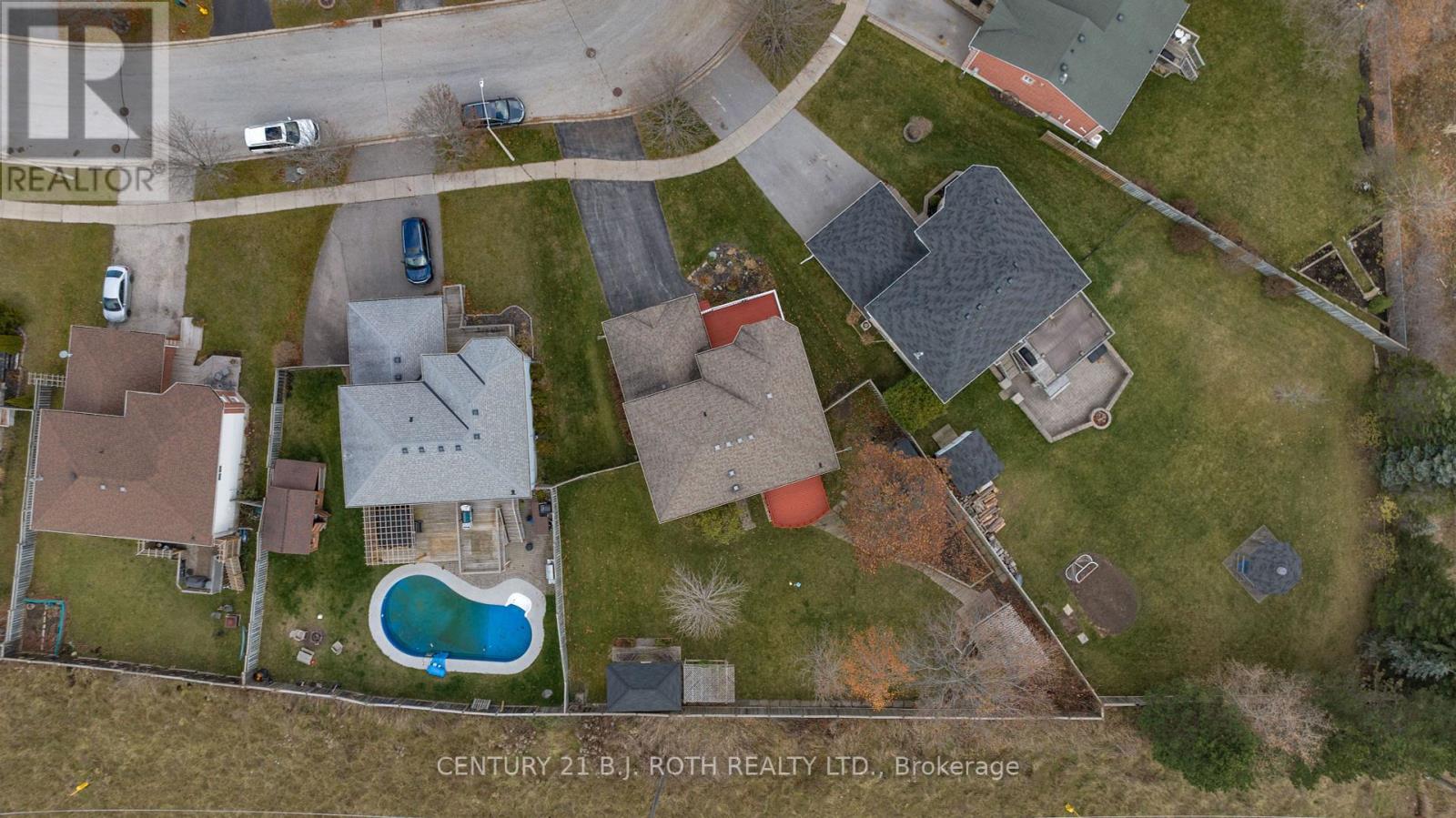 10 SELKIRK CRES