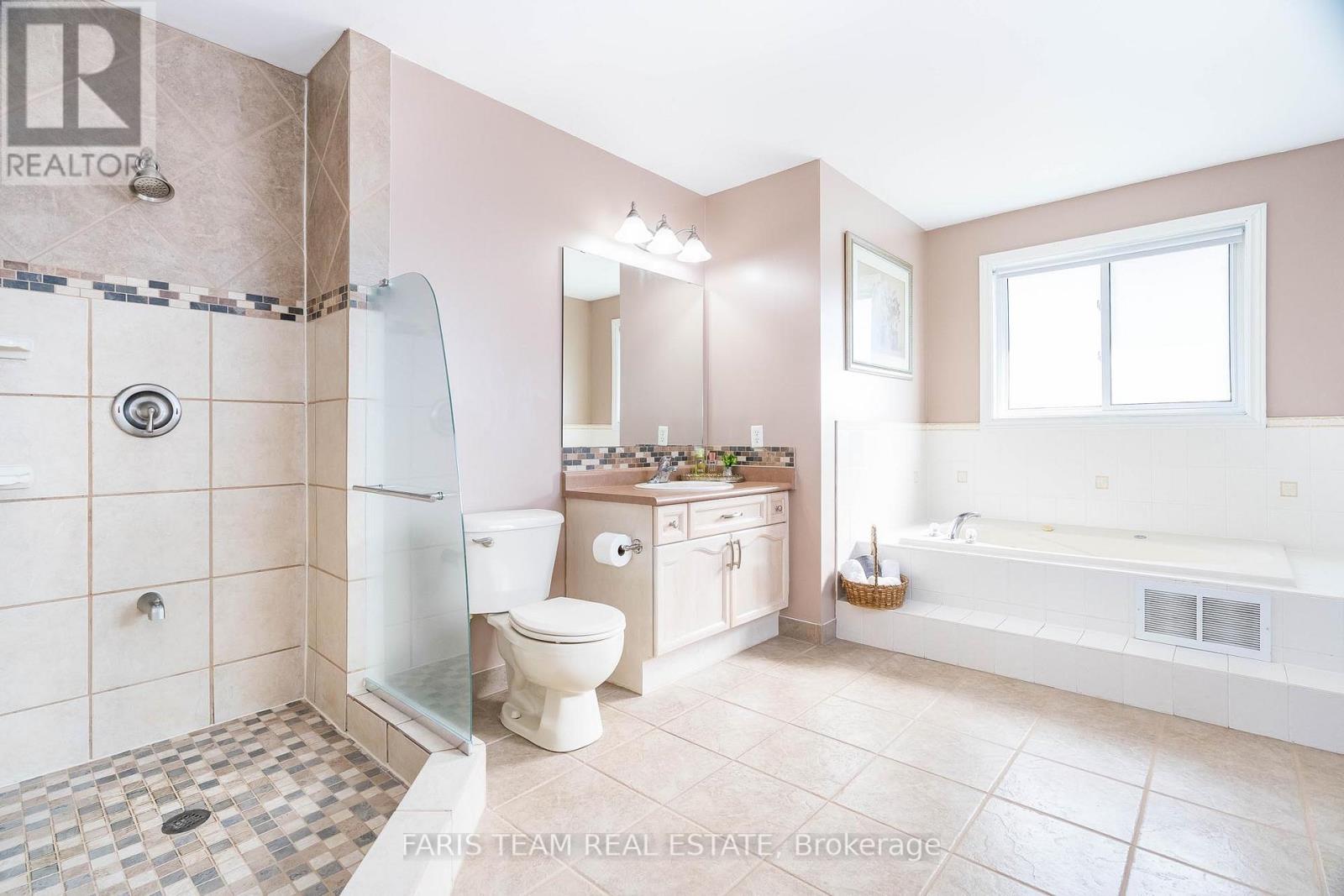 13 JESSICA DR