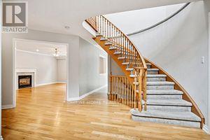 113 HURST DR