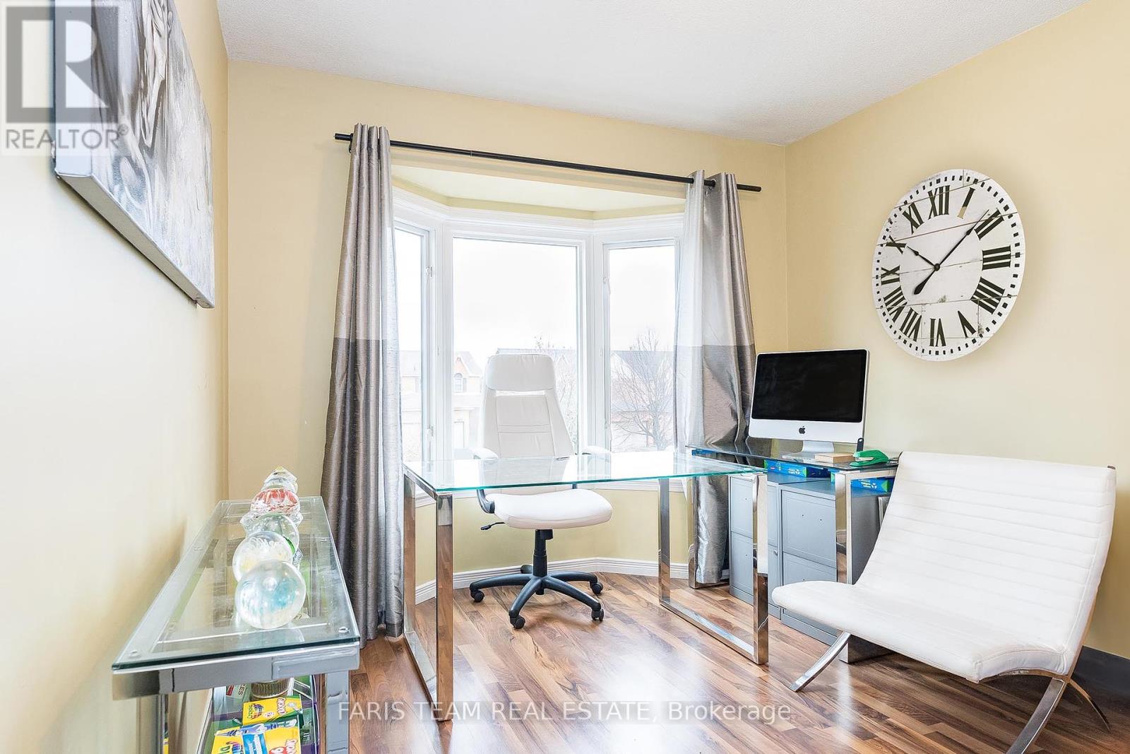 97 GOLDEN MEADOW RD