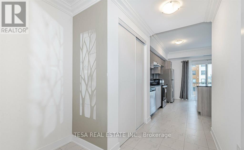 #313 -1 CHEF LANE W, #313