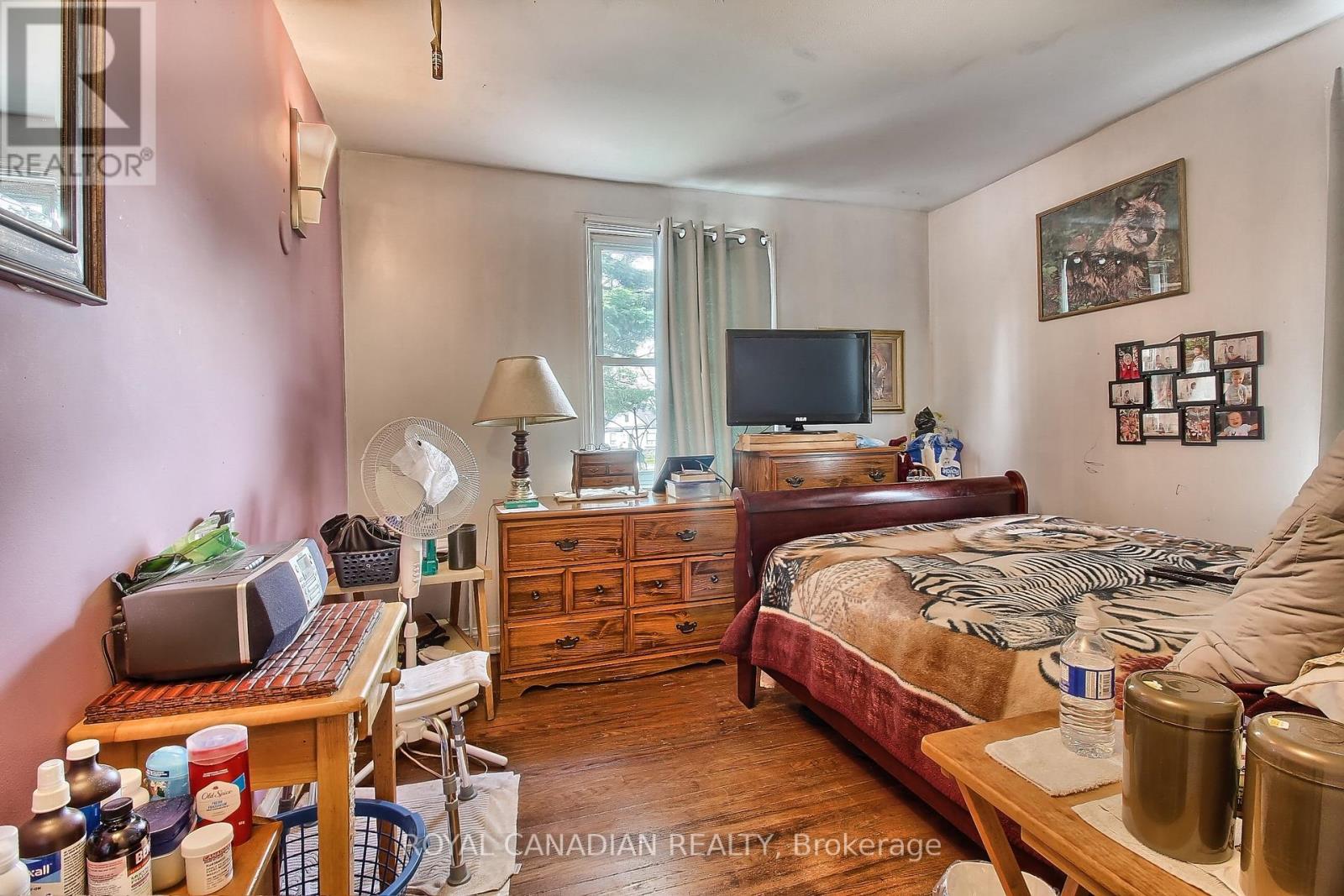 157 DUCKWORTH ST