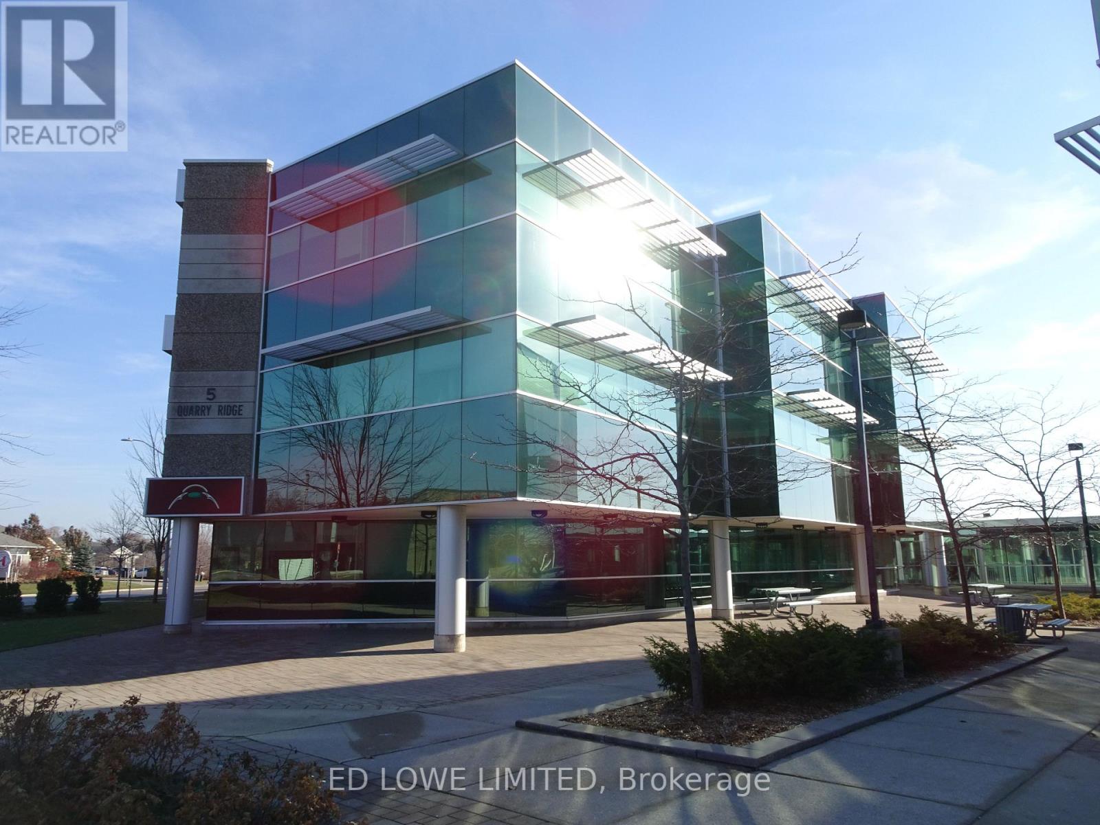 #202 -5 QUARRY RIDGE RD, #202