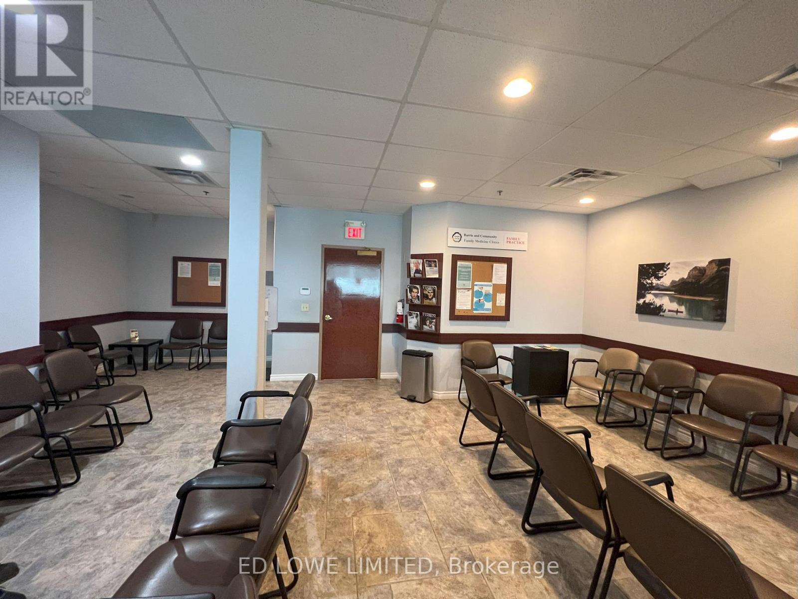 #202 -5 QUARRY RIDGE RD, #202