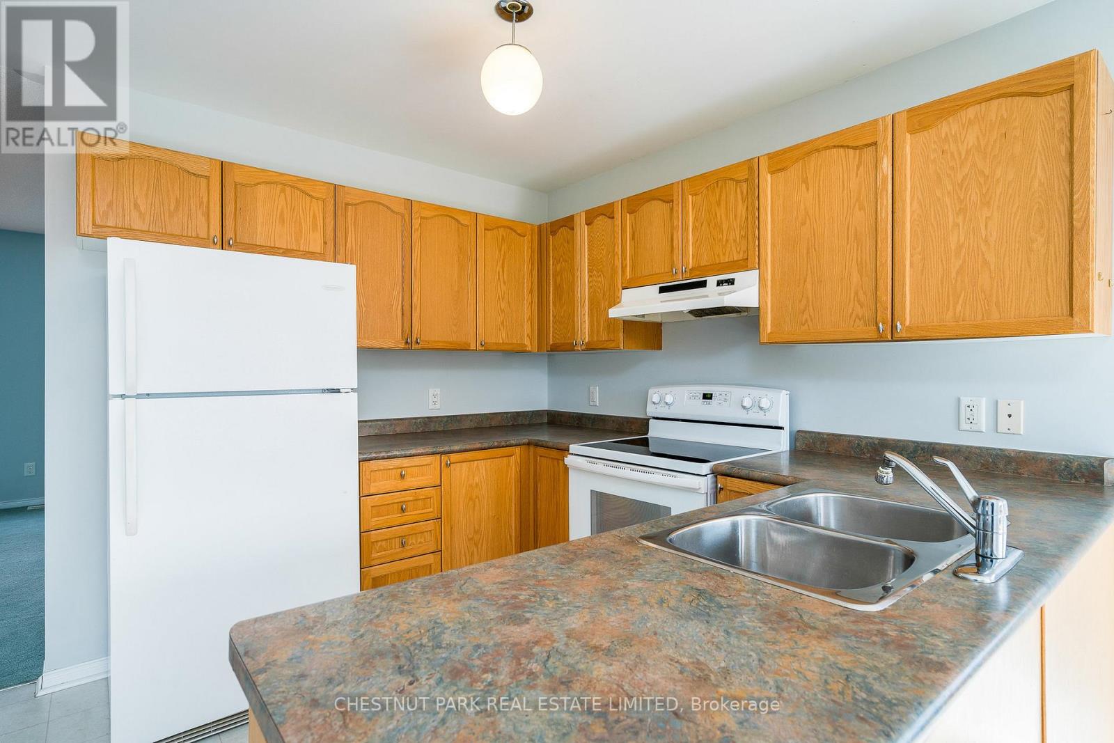 32 TELFER RD
