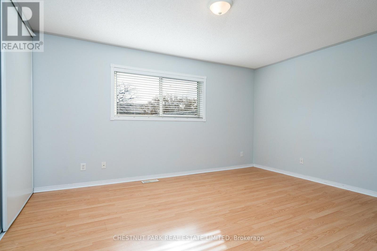 32 TELFER RD