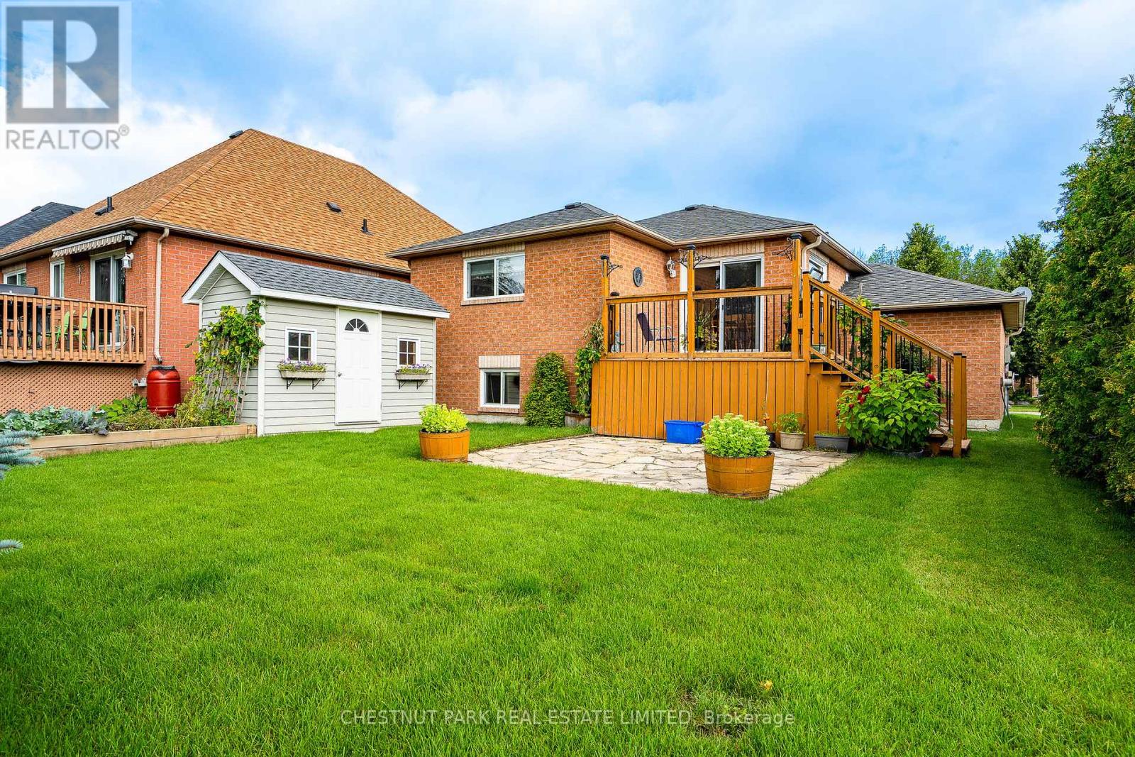 32 TELFER RD