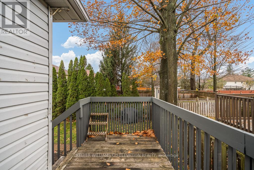 210 DYER DR