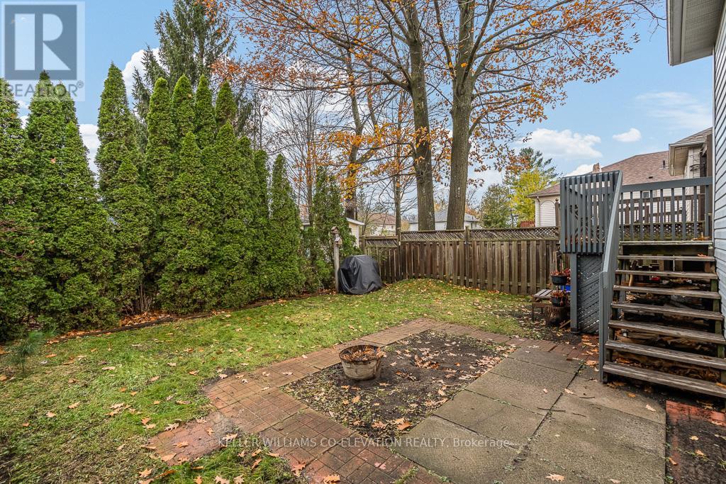210 DYER DR