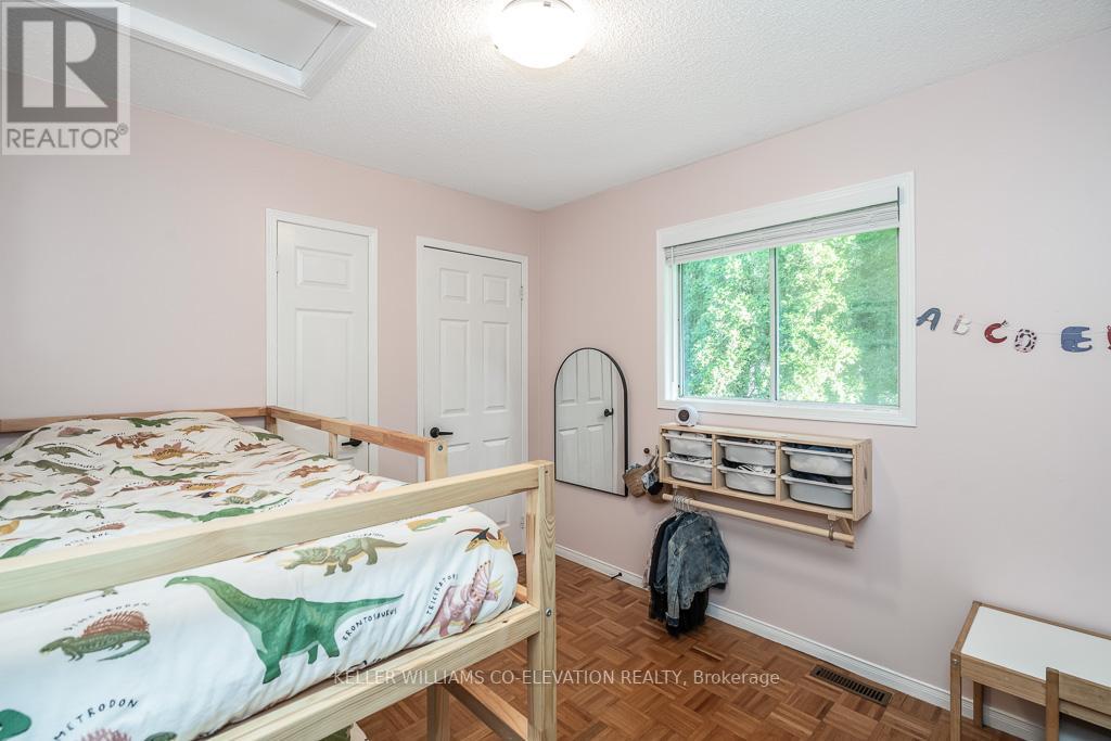 210 DYER DR