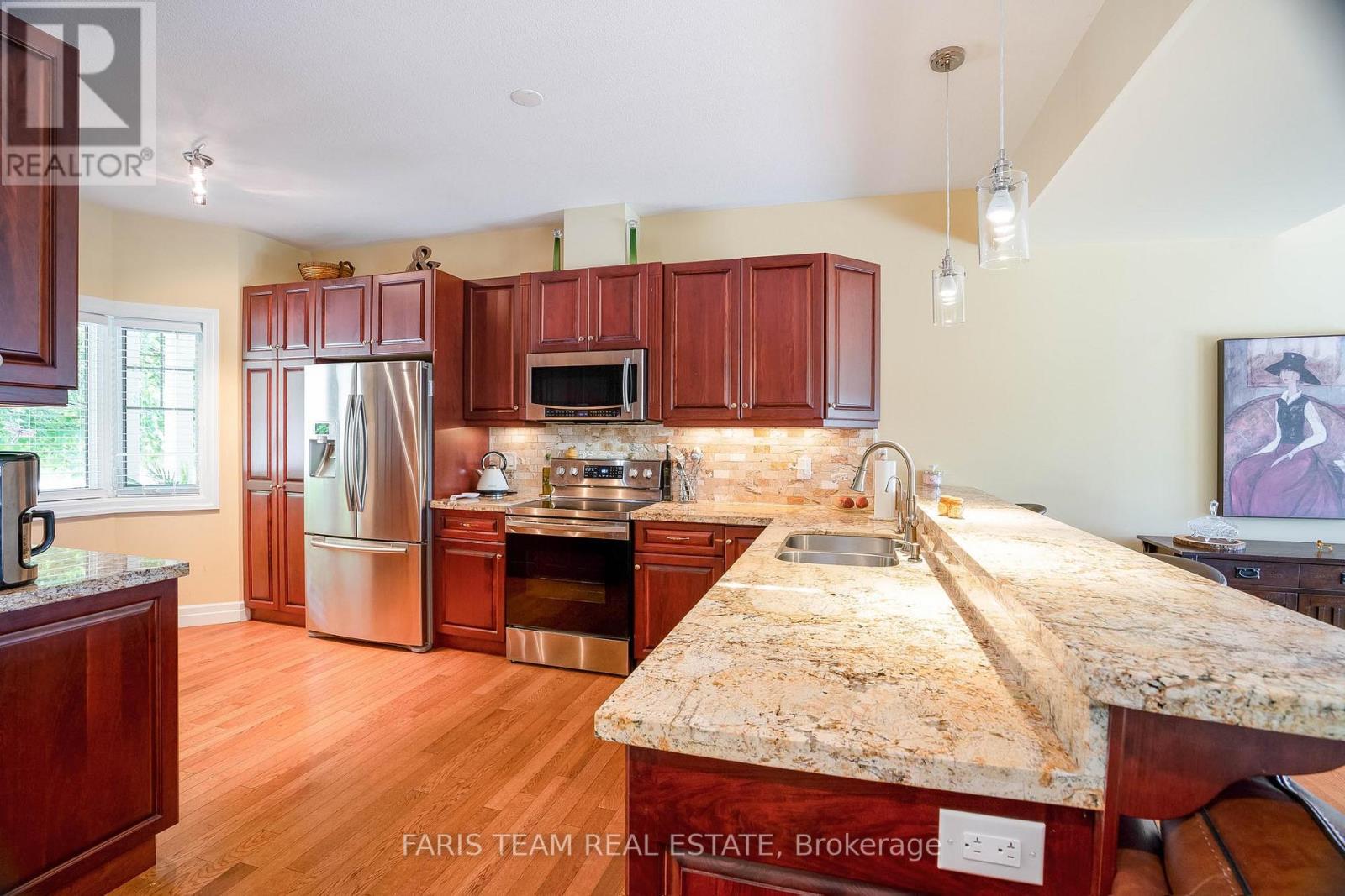 52 DRUMMOND DR