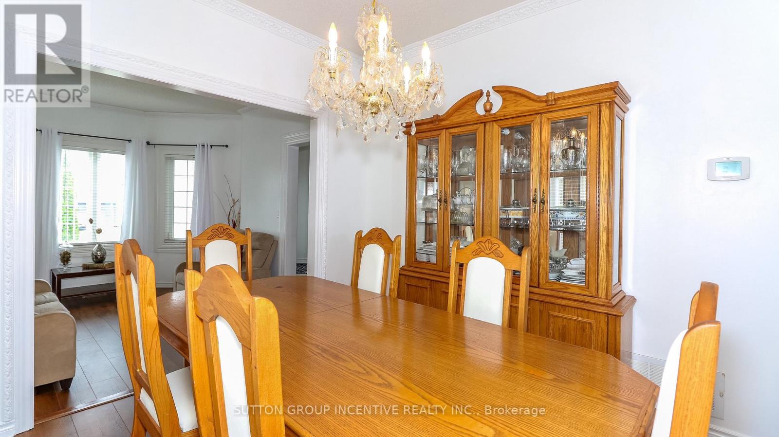 11 MCINTYRE DR