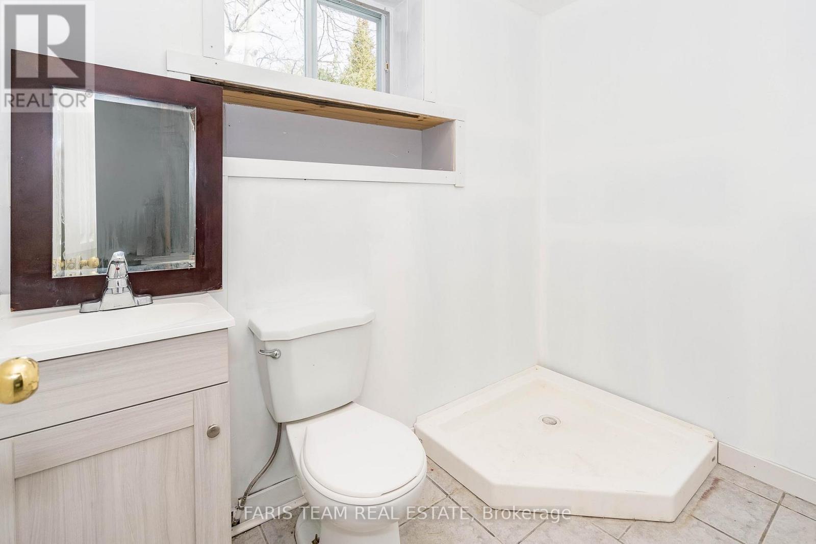 54 ACORN CRES