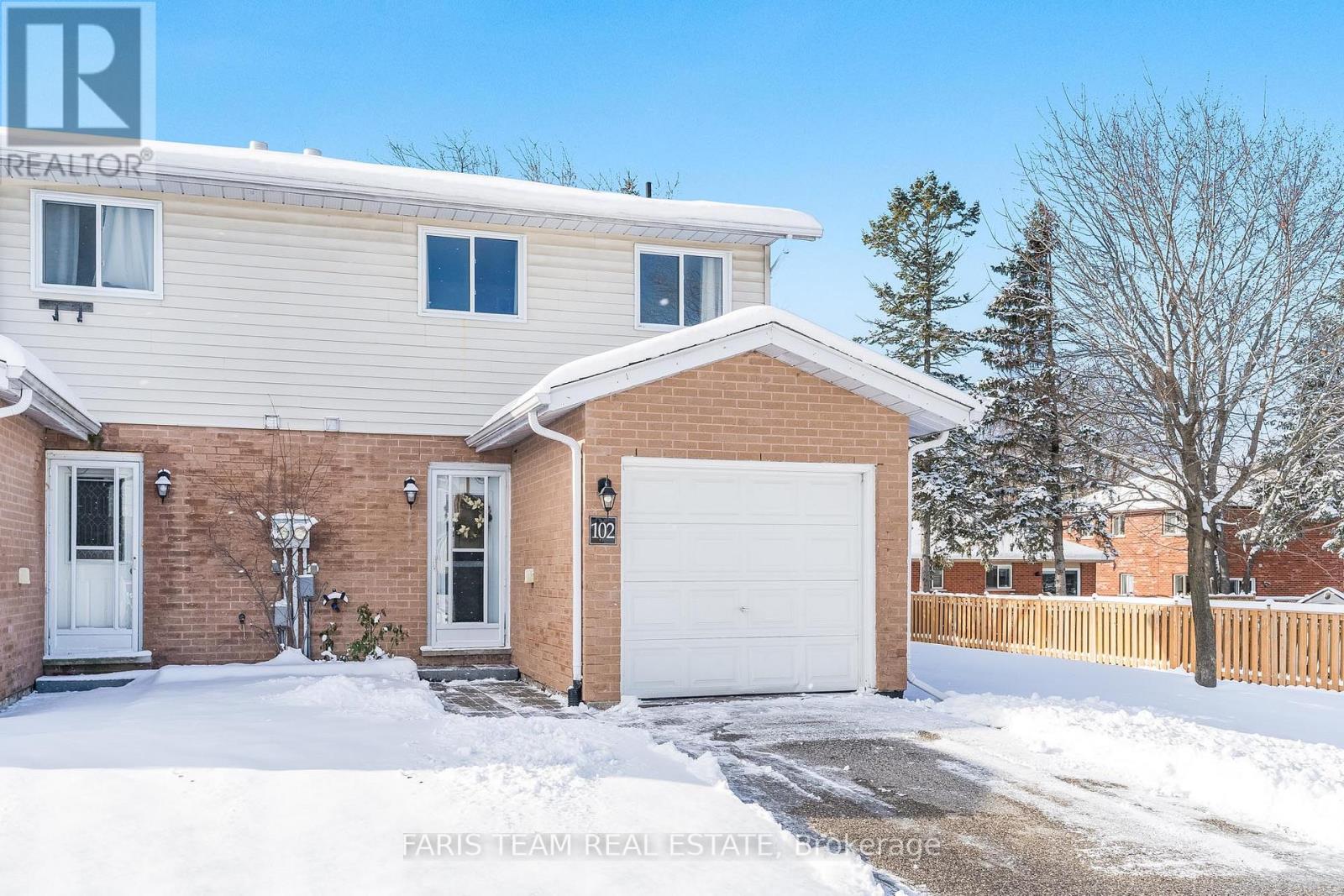 #102 -25 SOUTH ST, #102