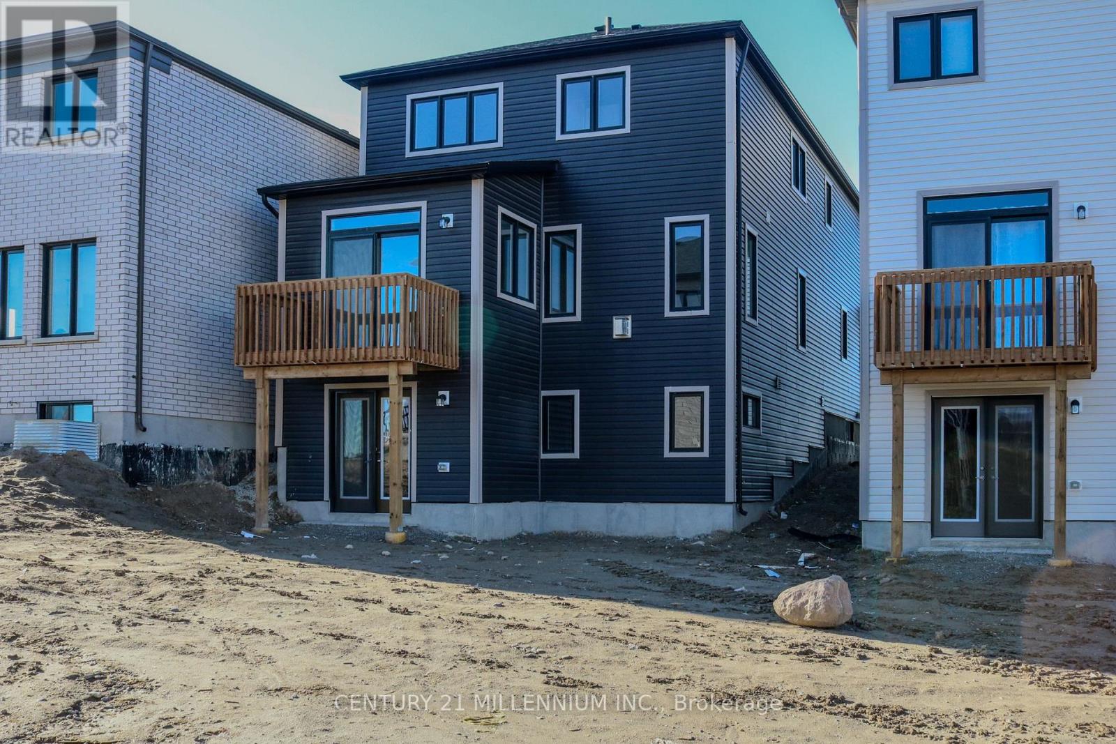 37 FEDERICA ST